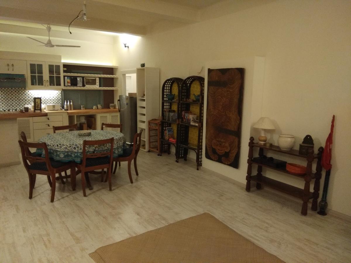 5/4 - Calcutta'S Freshest Bnb Exterior photo