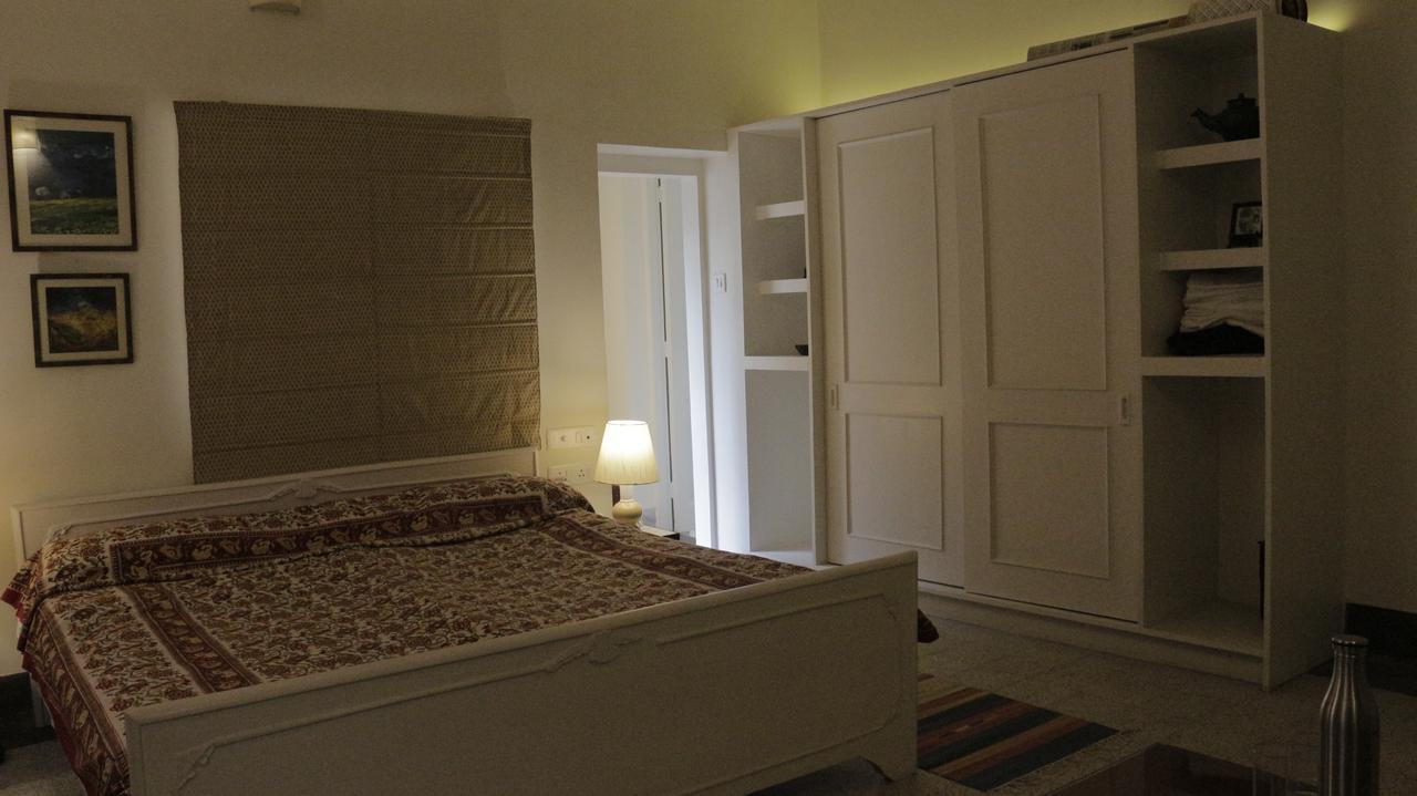 5/4 - Calcutta'S Freshest Bnb Exterior photo
