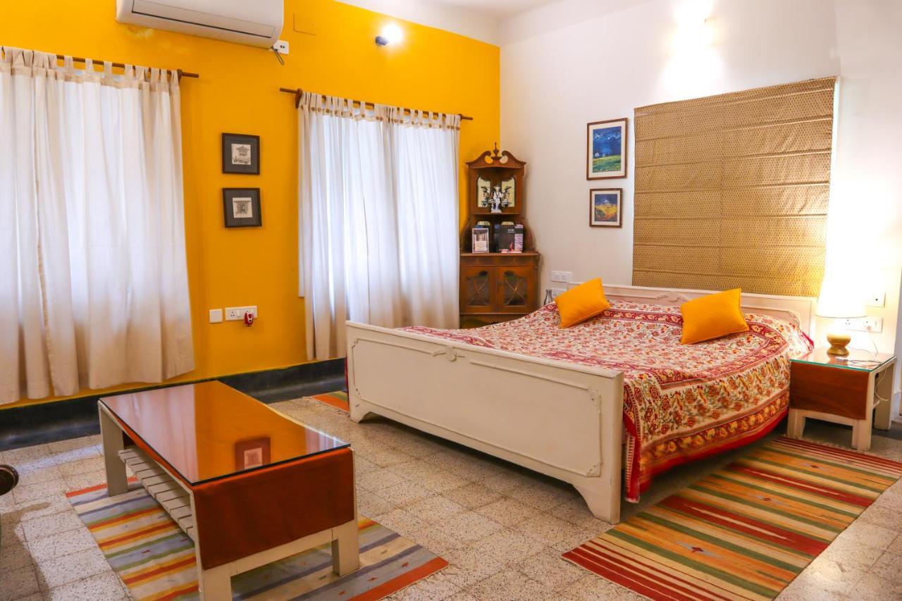 5/4 - Calcutta'S Freshest Bnb Room photo