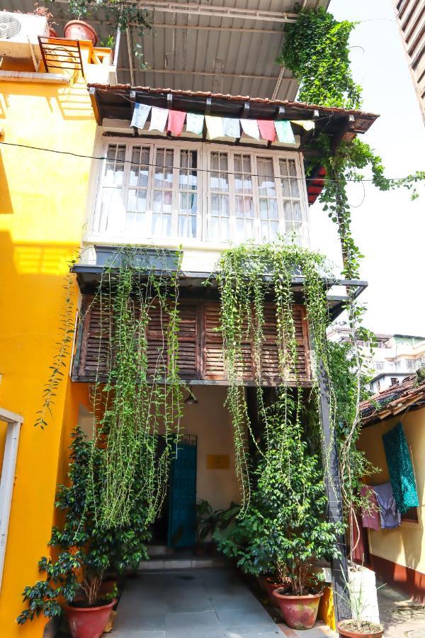 5/4 - Calcutta'S Freshest Bnb Exterior photo