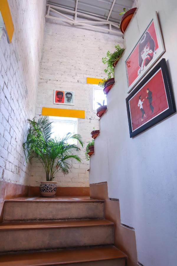 5/4 - Calcutta'S Freshest Bnb Exterior photo