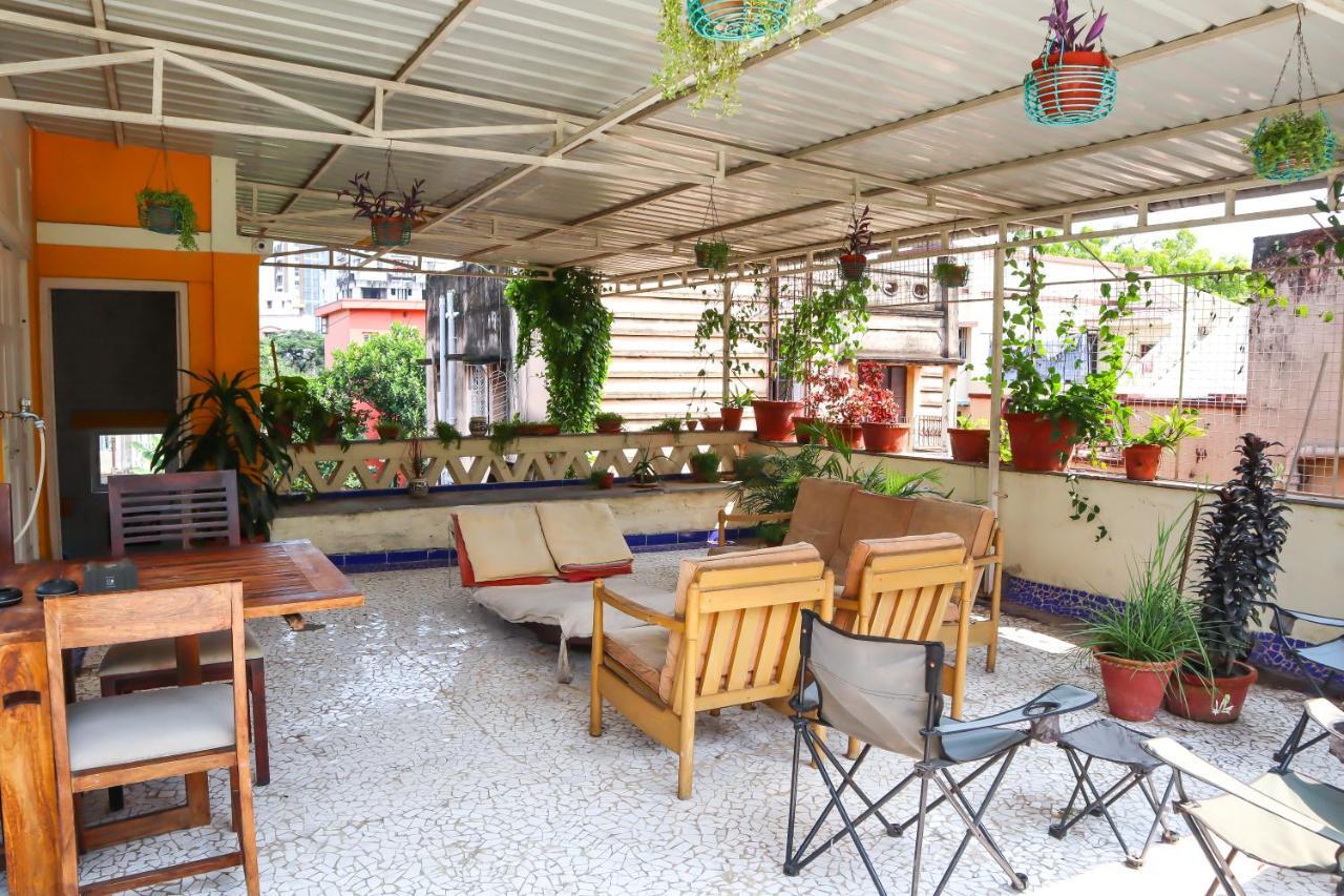 5/4 - Calcutta'S Freshest Bnb Exterior photo
